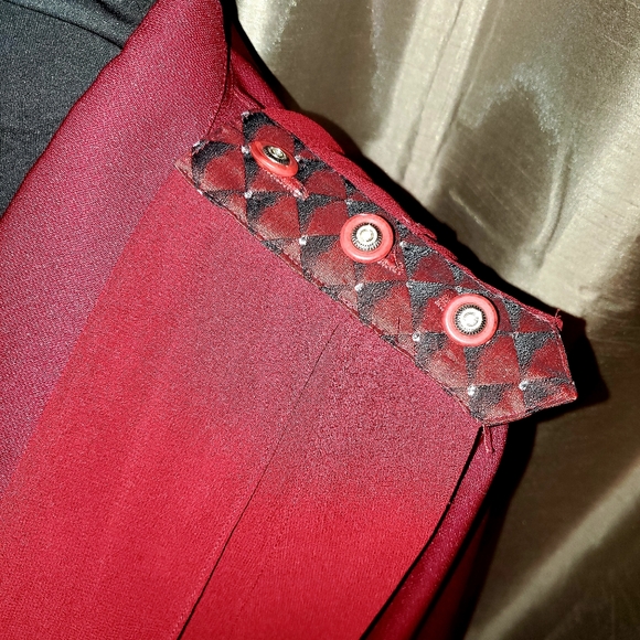 DOLCE Vintage Suit - Picture 3 of 5